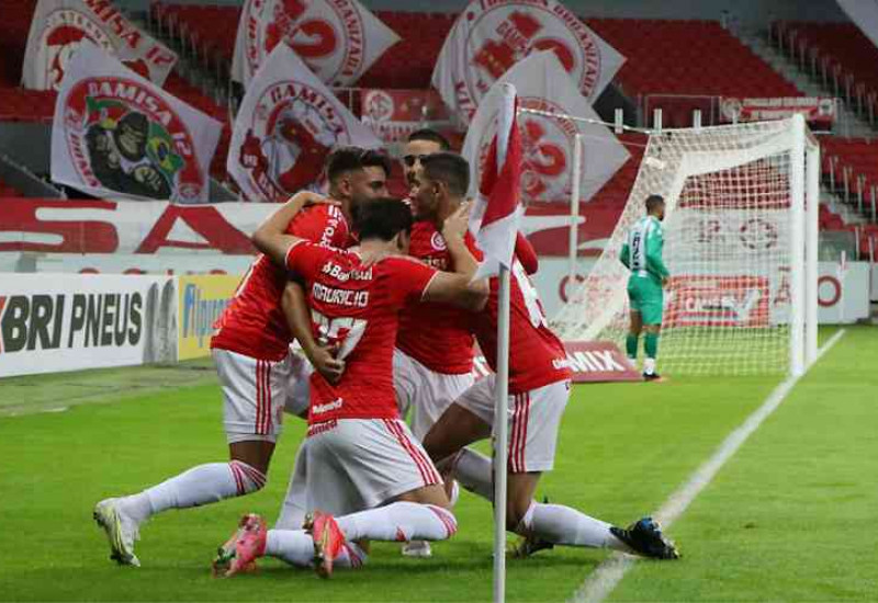 Juventude erra demais e leva goleada do Inter