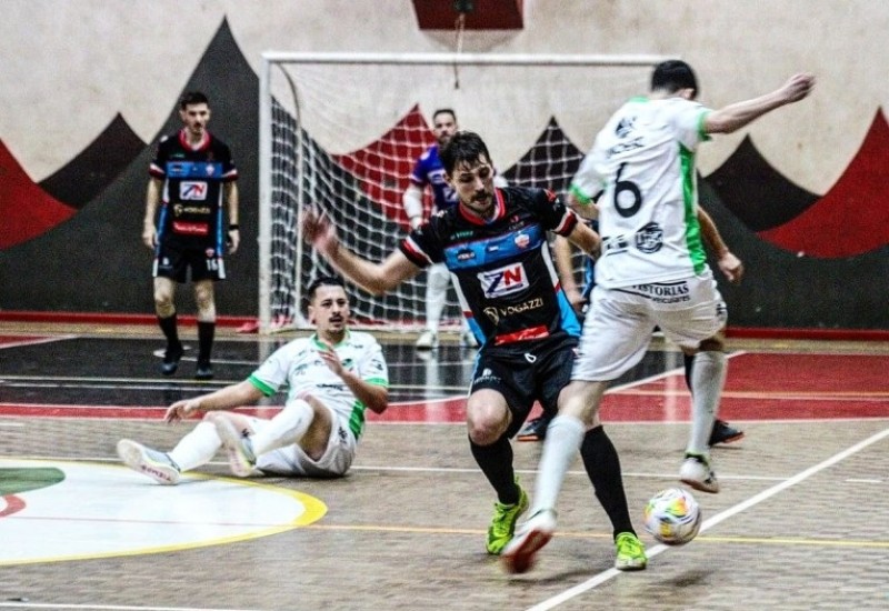 Confronto de sábado vale vaga às semifinais da Série Prata (Foto: Portal Peperi)