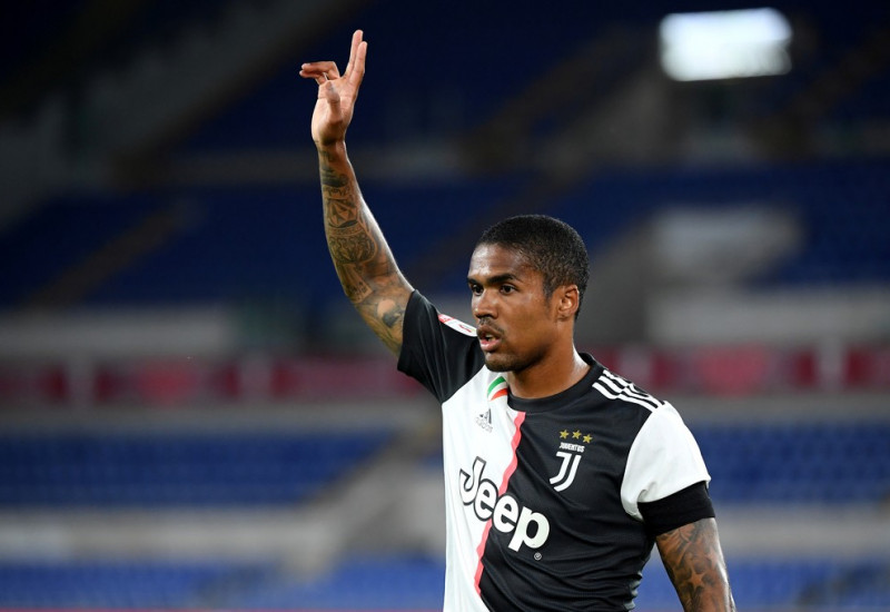 Douglas Costa perto de um acerto com o Grêmio. REunião hoje define detalhes do contrato do jogador