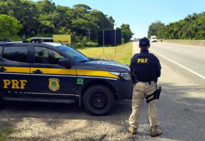 Polícia Rodoviária Federal monitora a BR-163 para orientar romeiros (Foto: PRF/Divulgação)