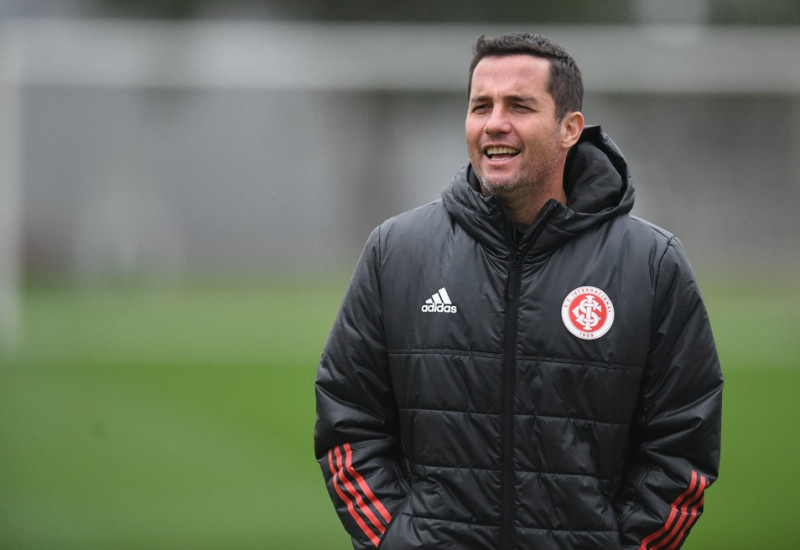 Inter será comandado mais uma vez pelo interino Osmar Loss