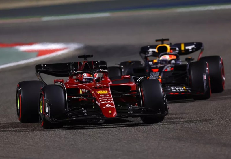 Charles Leclerc em ação no GP do Bahrein — Foto: Lars Baron/Getty Images