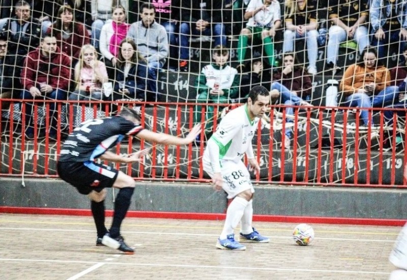 Maicon (88) anotou dois gols na vitória migueloestina (Foto: SMF/JG/Arquivo)