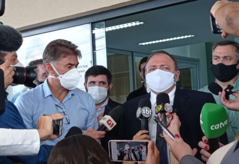 Ministro da Saúde ontem esteve em Cascavel (PR). Hoje estará em Chapecó (SC)