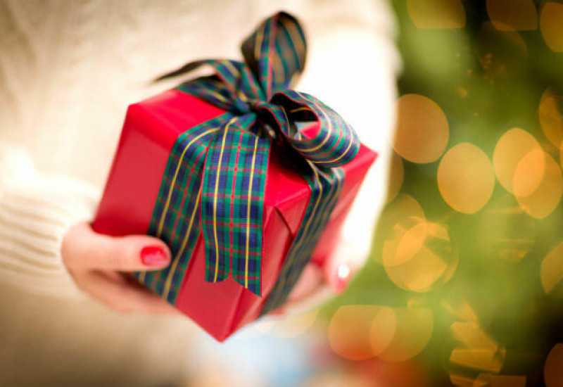 Por mais modesto que seja, o presente de Natal não pode faltar