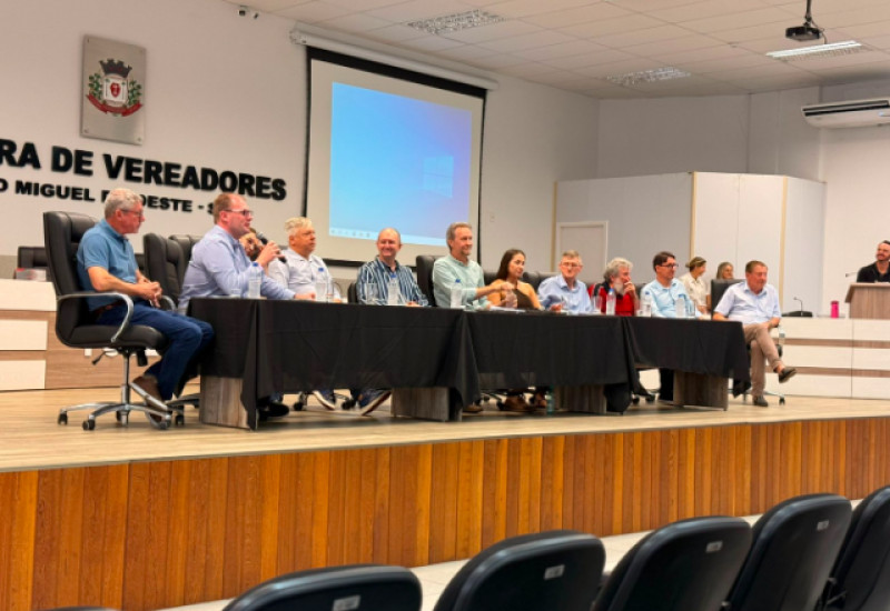 Uczai colocou que R$ 20 milhões estão garantidos para a restauração da Willy Barth (Foto: Marcos de Lima/WH3)