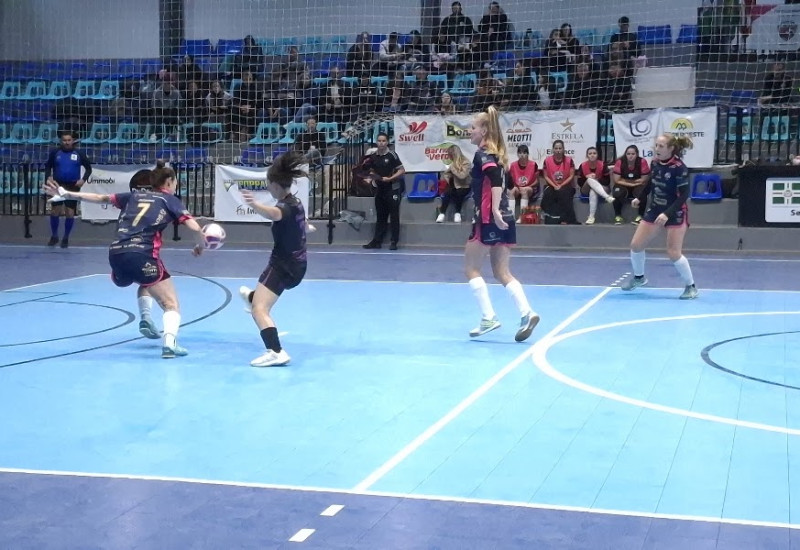 Gol de Bico vai duelar com a Sesport, de Concórdia, por vaga às semifinais (Foto:  Stenio Wathier/JRTV)
