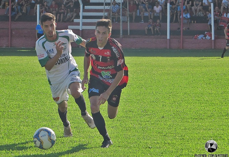 Com saída de Márcio Reis, Dioguinho vira opção para omeio de campo do Guarani (Foto: Gustavo Probst)