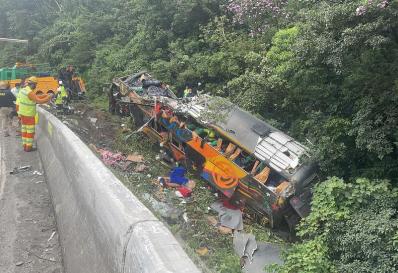 Feridos estão sendo removidos para Joinville e Curitiba