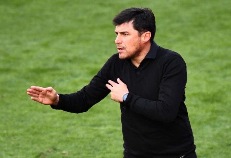 Medina cobra intensidade e dedicação de seus comandados (Foto: Rodrigo Valle/Getty Images)