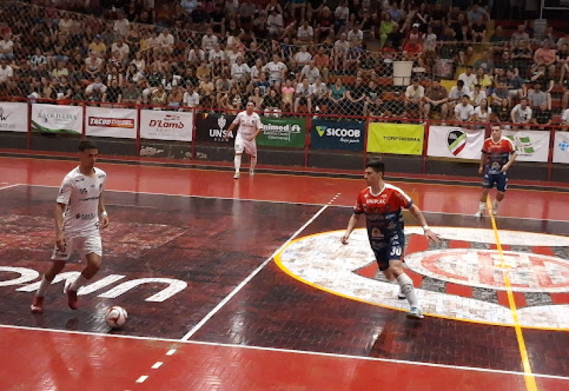 Bruno (São Miguel) e Antonio (Correia Pinto), destaques da Série Ouro (Foto: Stenio Wathier/JRTV)