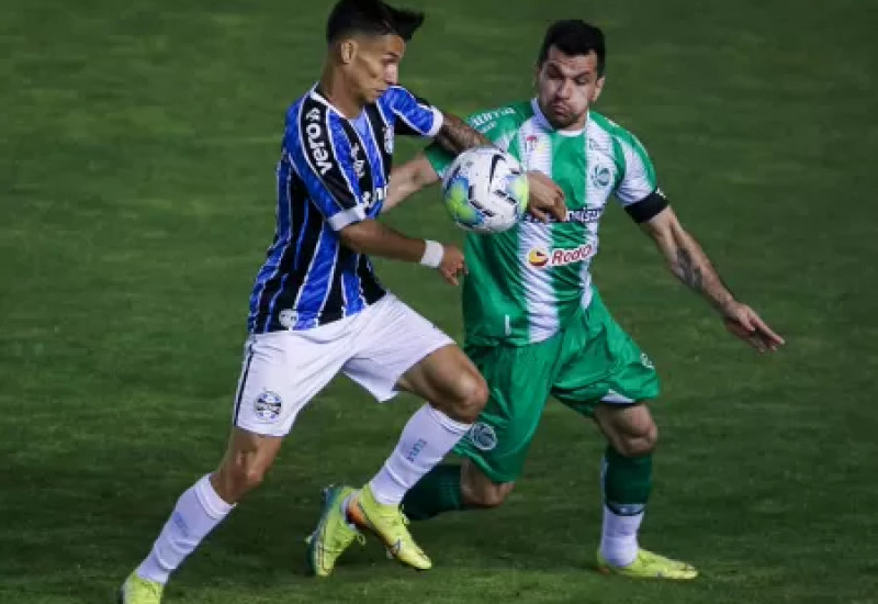 Grêmio vai precisar muito do Ferreirinha no clássico gaúcho (Imagem: Fernando Alves/AGIF)