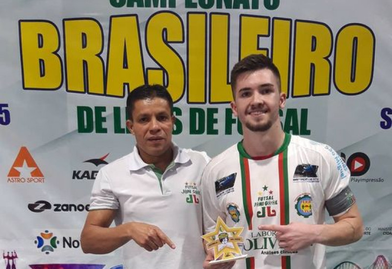 Fixo Baron, destaque do time Sub 17 do Futsal Joni Gool (Foto: Joni Gool/Divulgação)