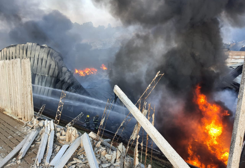 Fotos: Bombeiros/Divulgação/JRTV