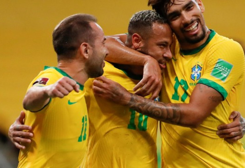 Brasil x Peru; Eliminatórias (Foto: EFE)
