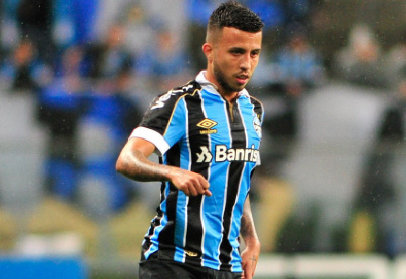 Atitudes de Matheus Henrique desagradam torcedores