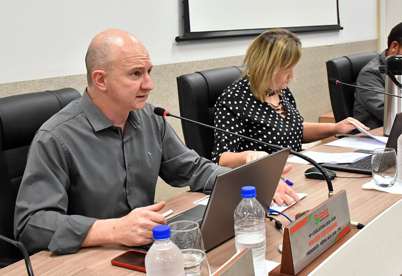 Centenaro repudia decretoque institui a Política Nacional de Educação Especial Inclusiva (Foto: Tiarajú Goldschmidt)