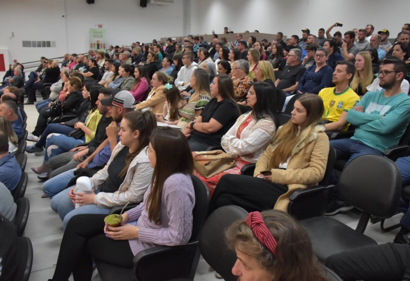 Câmara lotou na sessão polêmica desta quinta (03) (Foto: ASCOM/Legislativo)