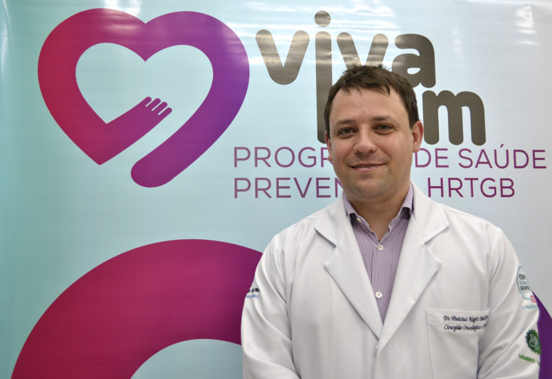 Vinícius Negri DallÍnha - Cirurgião oncológico