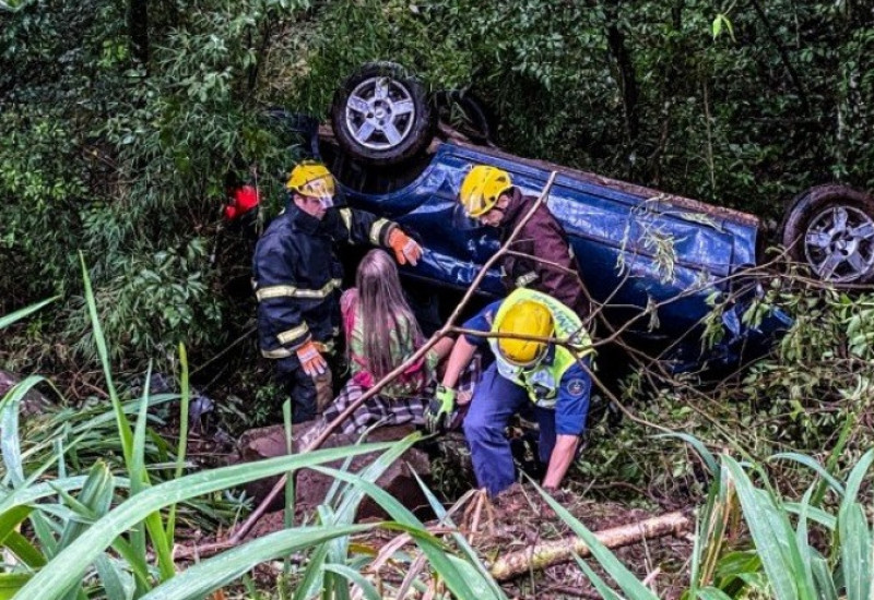 Aparentemente Franciele Campana não sofreu ferimentos graves (foto: Cristian Lösch)