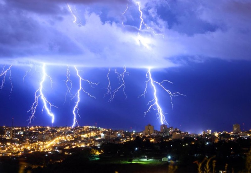 Defesa Civil emite novo alerta para tempestade no final da tarde desta quarta – Foto: Marcos Ozanan/Fotos Públicas/ND