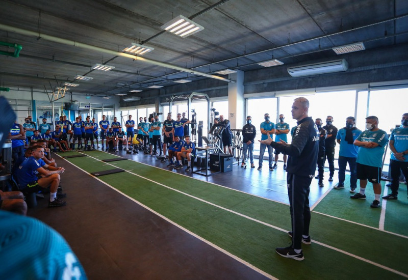 Na conversa com os jogadores, novo técnico explicou como quer que o Grêmio jogue