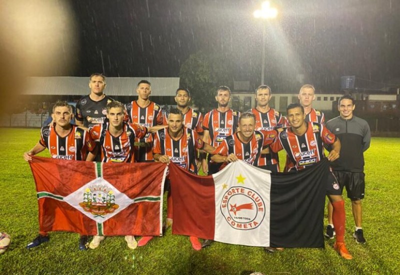 Cometa faz brilhante campanha no Regional (Foto: EC Cometa/Divulgação)