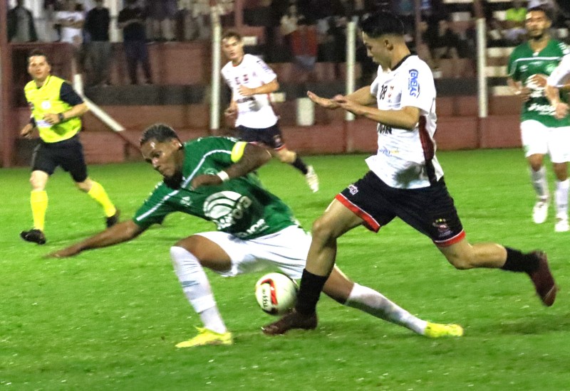 Bugre abriu programação de amistosos contra o Sub-20 da Chape (Foto: Carla Cenzi/ASCOM Chape/Divulgação Guarani)