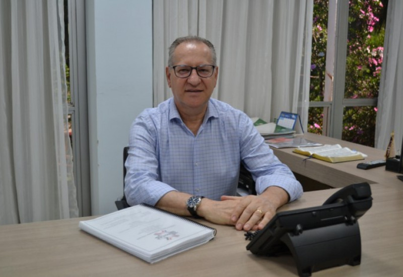 Prefeito Trevisan acaba com a polêmica suspendendo a cobrança do rotativo