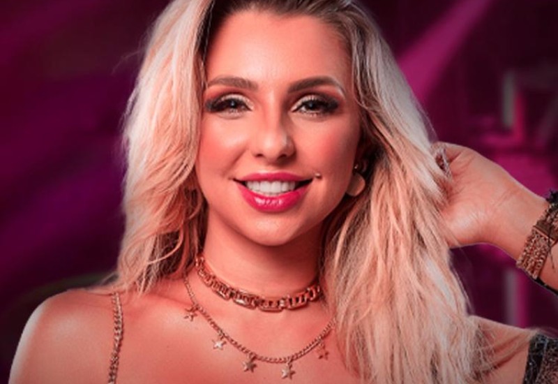 Glê Duran é atração neste sábado (11), em sunset no Four Club, em Descanso (Foto: Glê Duran/Divulgação)