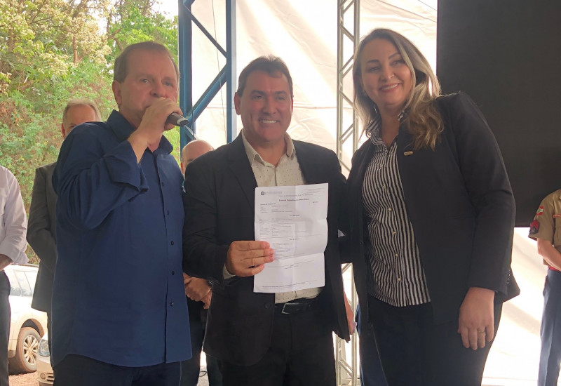 Deputado Estadual Mauricio Eskudlark, Prefeito Roque Luiz Meneghini e Vice Governadora Daniela Reinehr