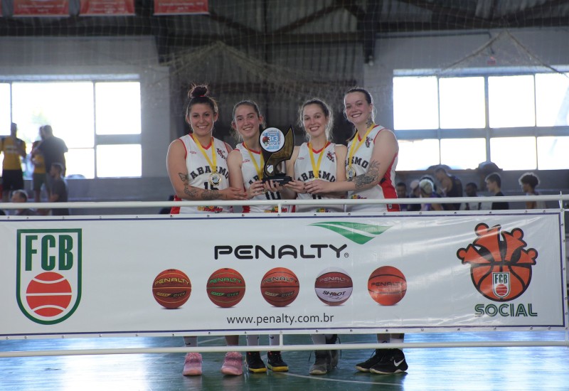 Abasmo sub 23 feminino ficou em 1º lugar na categoria - Foto: Márcio Cunha/Divulgação/FCB