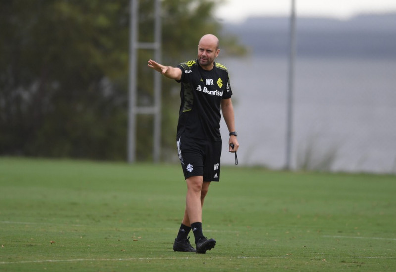 Ramírez deve escalar o que o Inter tem de melhor no duelo com o Aimoré