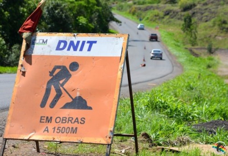 Empresas com contrato na BR-163 ficaram com R$ 4 milhões (Foto: Marcos de Lima/Peperi)