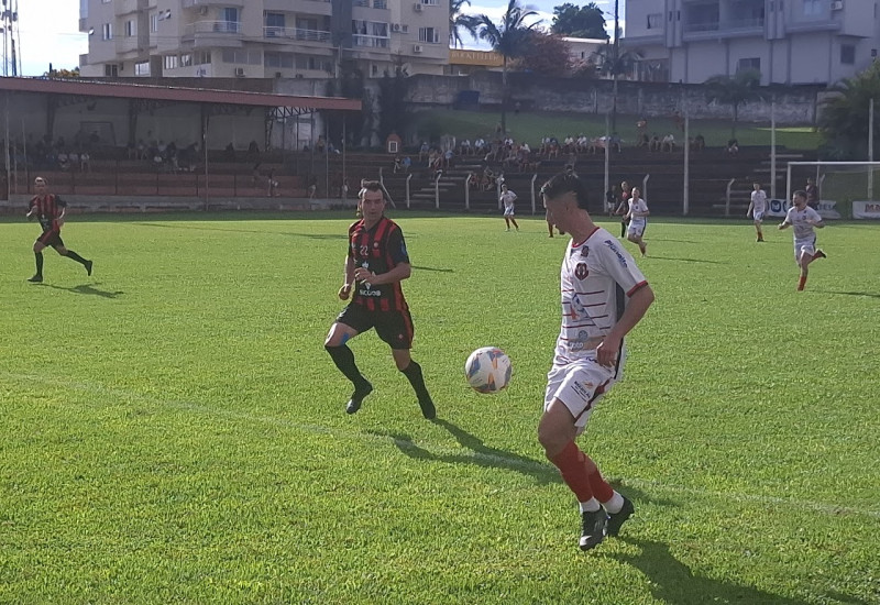 CRM e Guarani voltam a se enfrentar, desta vez na decisão do Regional (Foto: Stenio Wathier/JRTV)
