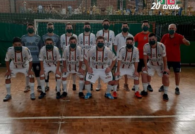 Joni Gool começou campanha rumo ao bi goleando Maravilha por 12 a 4