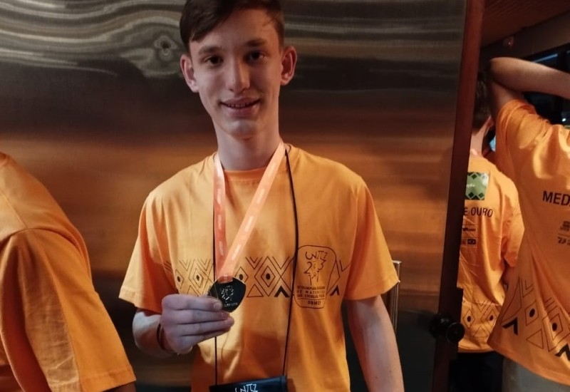 Taylor Rayel Christian Volpato, estudante de Paraíso, também recebeu o prêmio