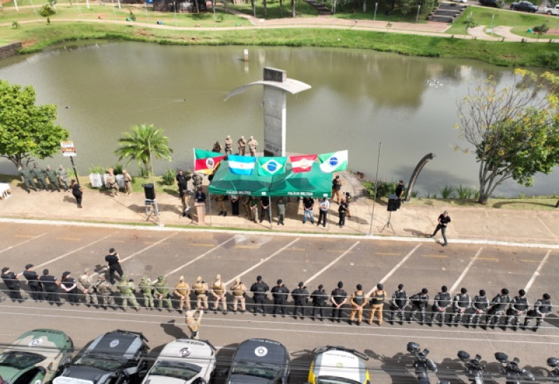 Operação combate o tráfico e contrabando nas áreas de fronteira (Foto: Polícia Militar/Divulgação)