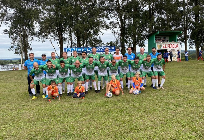 Pérola venceu o Jardim Peperi no campeonato de veterano