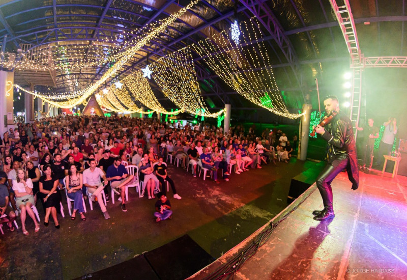 Público prestigiou programação natalina em São Miguel do Oeste (Fotos: Jorge Hajdasz)