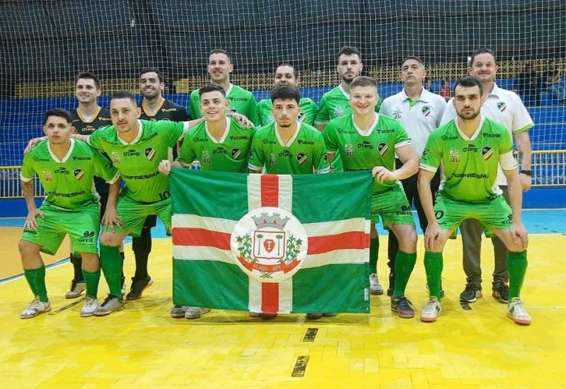 São Miguel deu uma verdadeira aula de futsal em Modelo (Foto: SMF/JG/Divulgação)