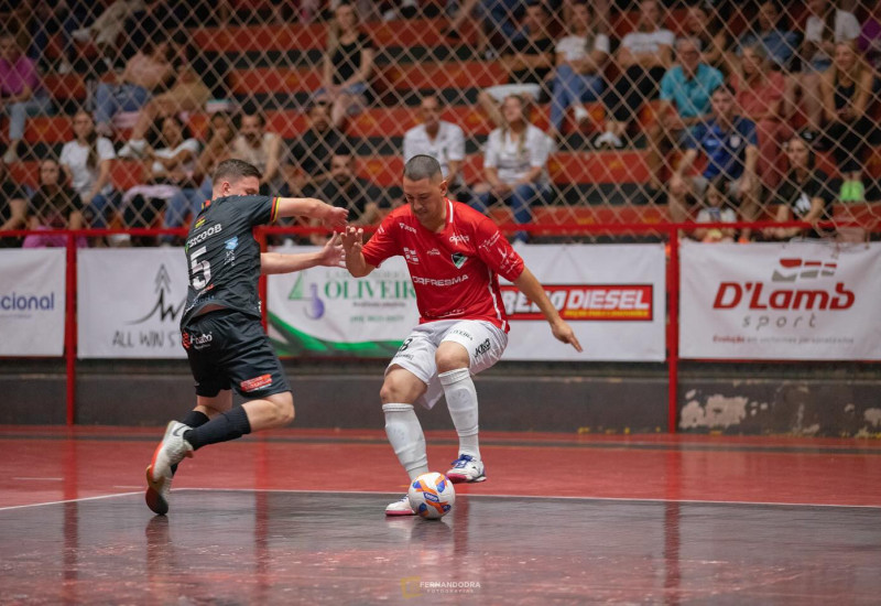 Gabi anotou um dos gols da vitória do Futsal São Miguel (Foto: Fernandodra.com)