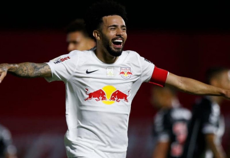 Claudinho, do RB Bragantino, craque e revelação do campeonato