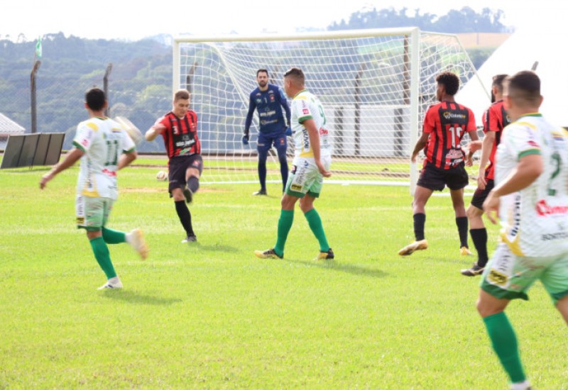 Apenas um ponto separa o Guarani (2°) do Ouro Verde (3°) - Foto: Ricardo Orso / Rádio Progresso