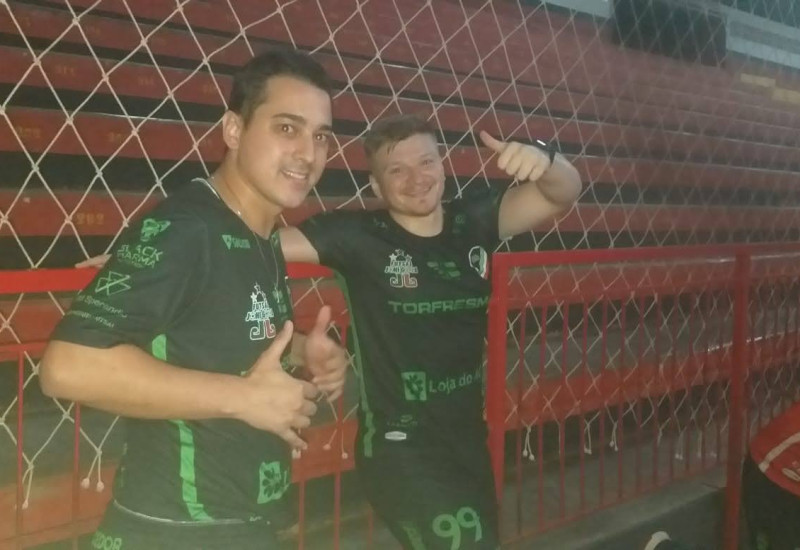 Gabi e Cabeça, do São Miguel Futsal (Foto: Sergio Wathier/JRTV)