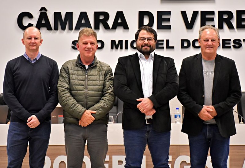 Nova composição da mesa diretora do Legislativo (Foto: Ascom/Câmara)