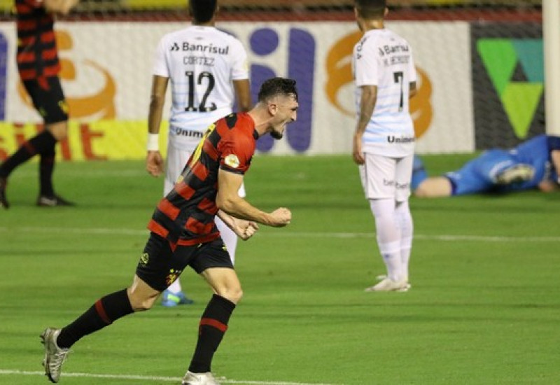 (Foto: Marlon Costa / Pernambuco Press )