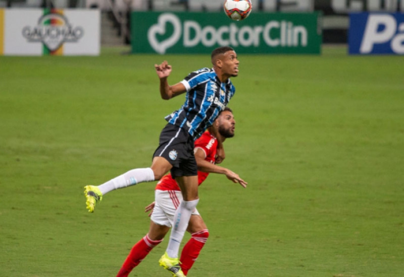 Yuri Alberto sucumbiu diante da forte marcação do jovem Ruan